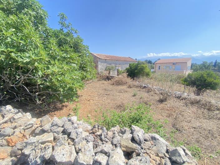 Image No.21-Maison de village de 3 chambres à vendre à Xirosterni