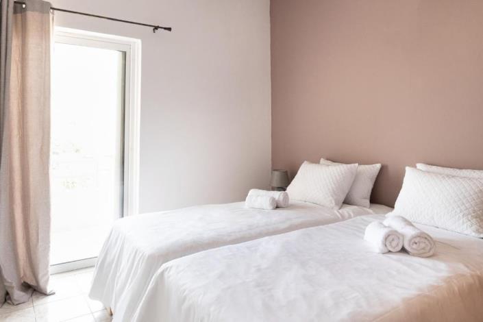 Image No.8-3 Bed Villa for sale