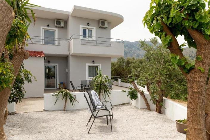 Image No.27-3 Bed Villa for sale