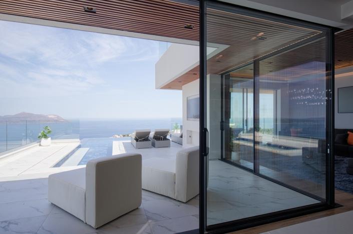 Image No.18-4 Bed Villa / Detached for sale