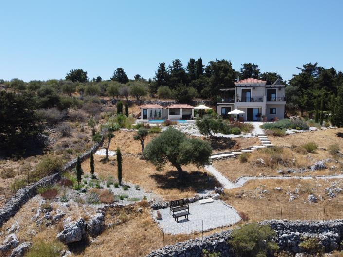 Image No.11-2 Bed Villa / Detached for sale