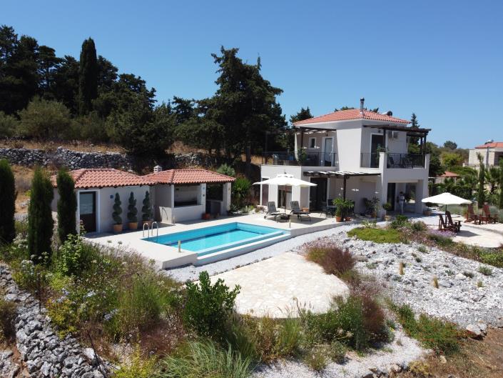 Image No.12-2 Bed Villa / Detached for sale