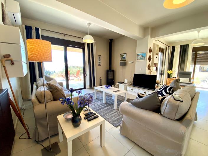 Image No.26-2 Bed Villa / Detached for sale