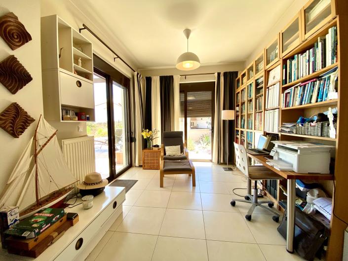 Image No.27-2 Bed Villa / Detached for sale