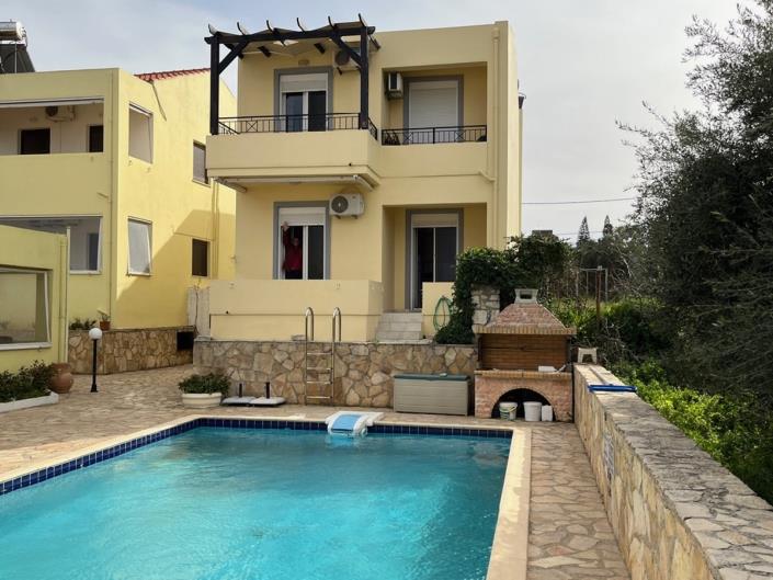 Image No.1-2 Bed House for sale