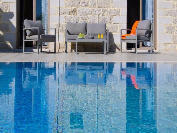 Image No.5-2 Bed Villa for sale