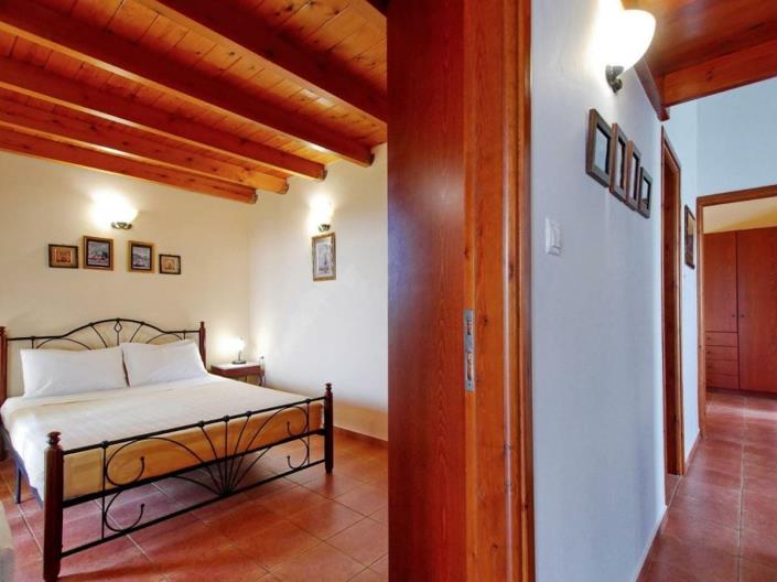 Image No.8-5 Bed Villa for sale