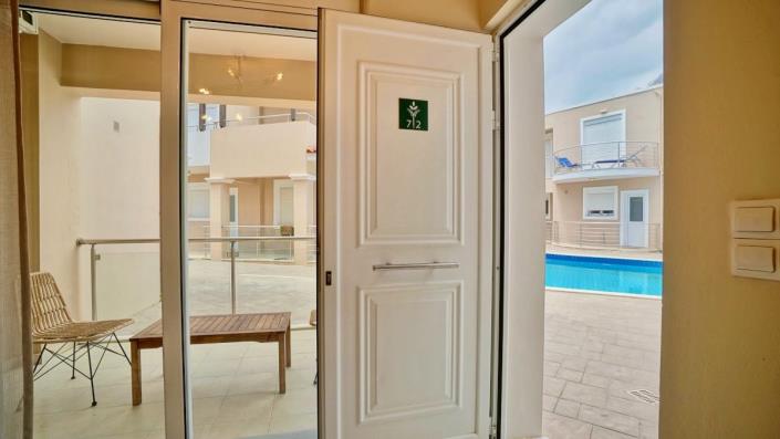 Image No.23-2 Bed House for sale