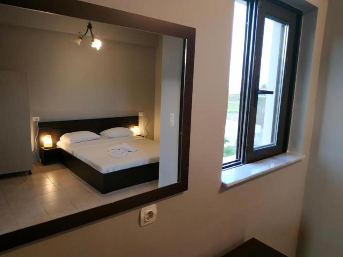 Image No.29-10 Bed Hotel for sale