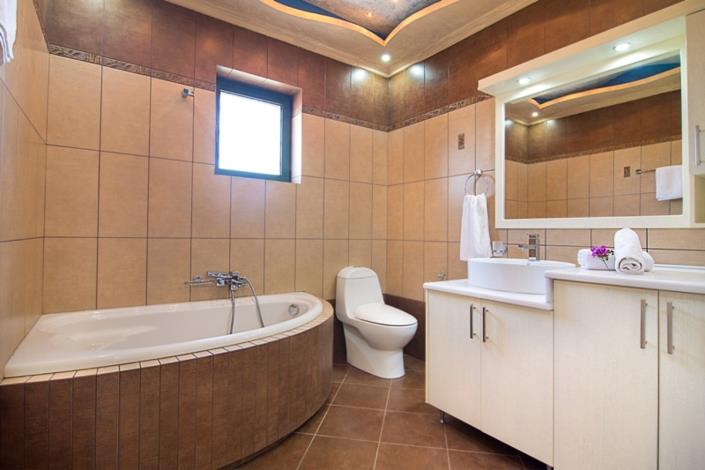 Image No.15-4 Bed Villa for sale