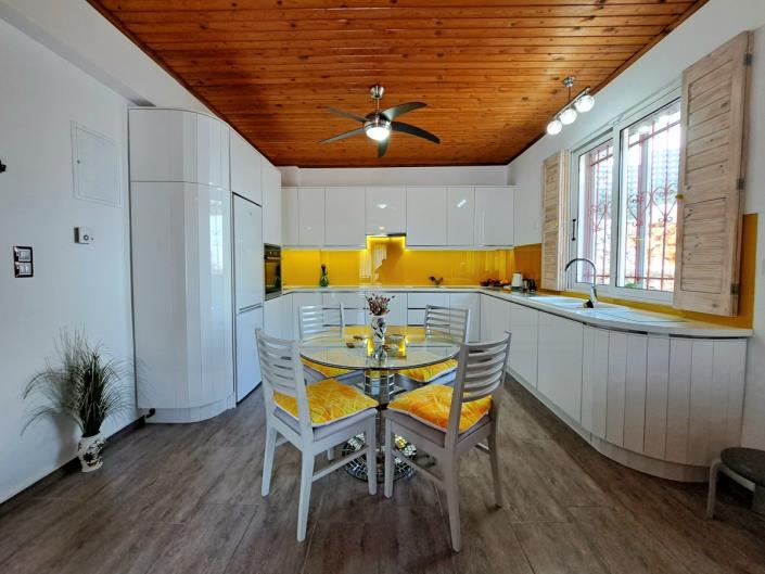 Image No.21-3 Bed Bungalow for sale