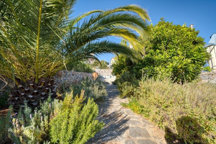 Image No.22-3 Bed House for sale