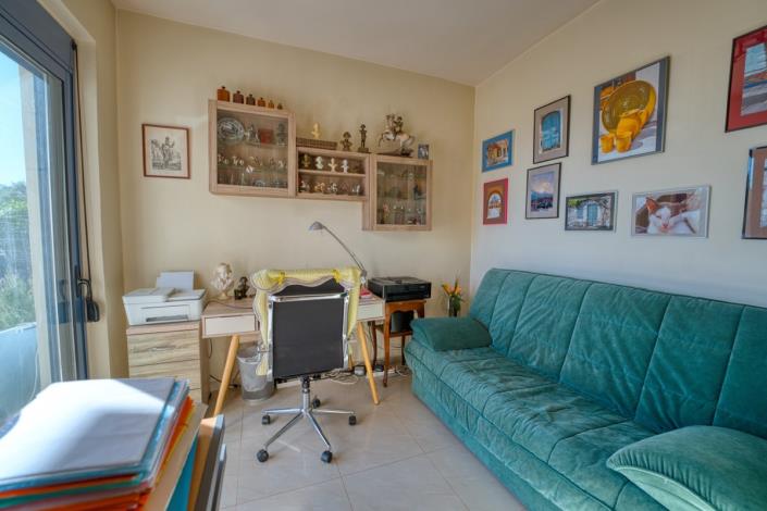 Image No.41-3 Bed House for sale