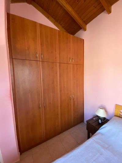 Image No.11-2 Bed House for sale