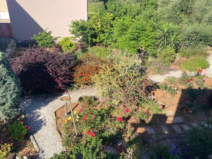 Image No.12-2 Bed House for sale