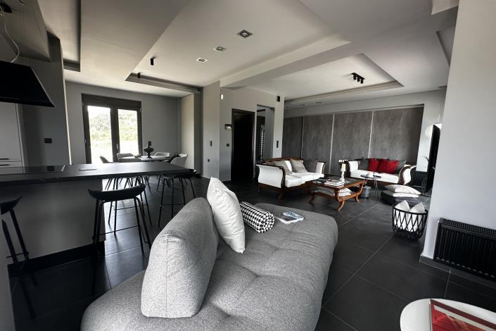 Image No.19-3 Bed Villa for sale