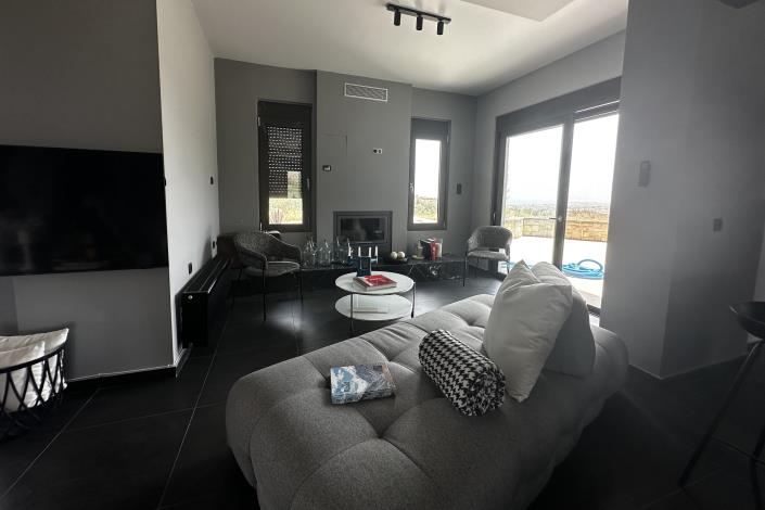 Image No.29-3 Bed Villa for sale