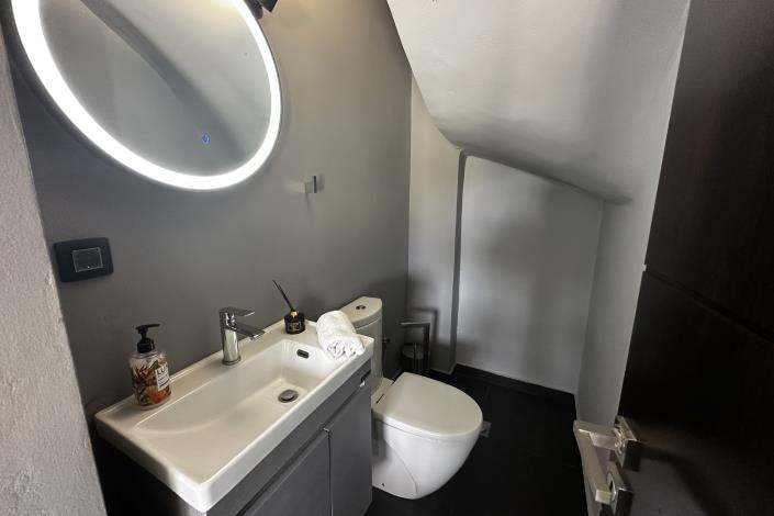 Image No.60-3 Bed Villa for sale