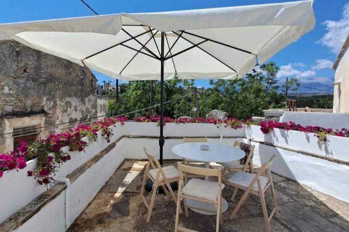 Image No.42-3 Bed House for sale