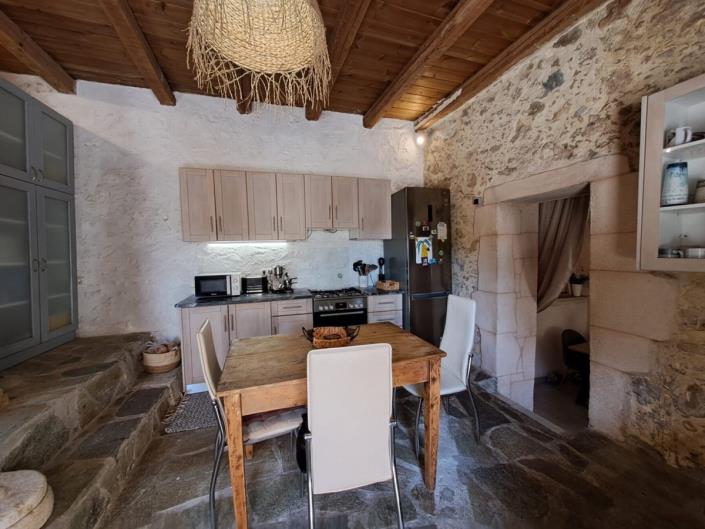 Image No.19-4 Bed Village House for sale