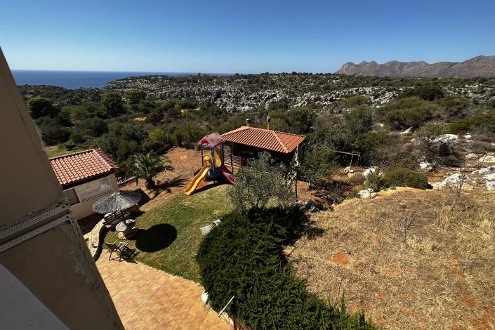 Image No.5-Maison / Villa de 6 chambres à vendre à Chania