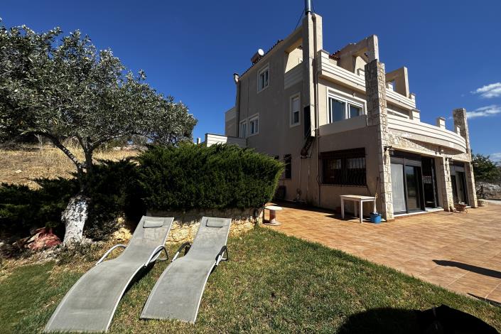 Image No.2-Maison / Villa de 6 chambres à vendre à Chania