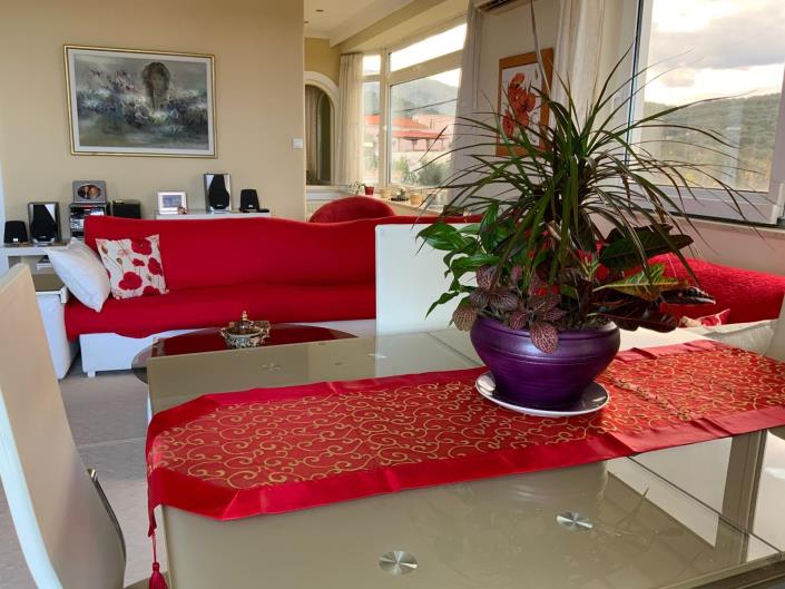 Image No.8-7 Bed Apartment for sale