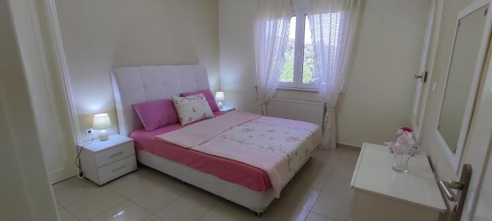 Image No.28-7 Bed Apartment for sale