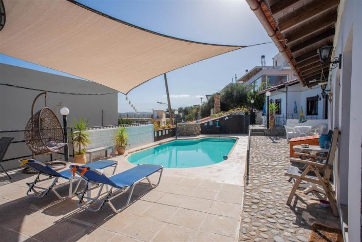 Image No.19-5 Bed House for sale