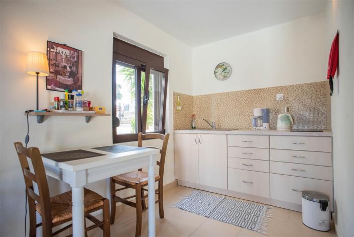 Image No.41-5 Bed House for sale