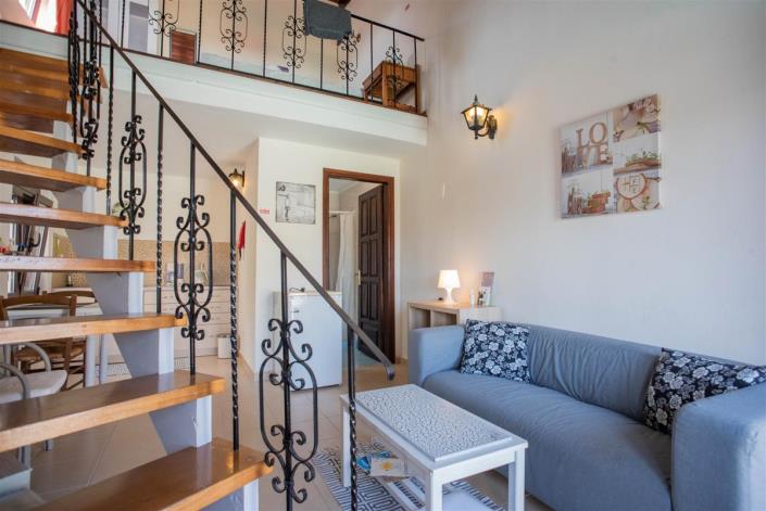 Image No.44-5 Bed House for sale