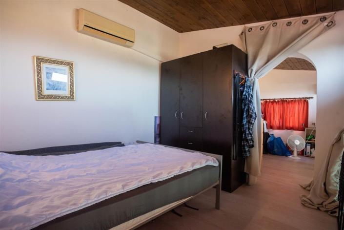 Image No.51-5 Bed House for sale