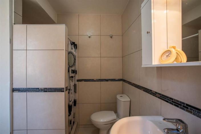 Image No.58-3 Bed Villa for sale