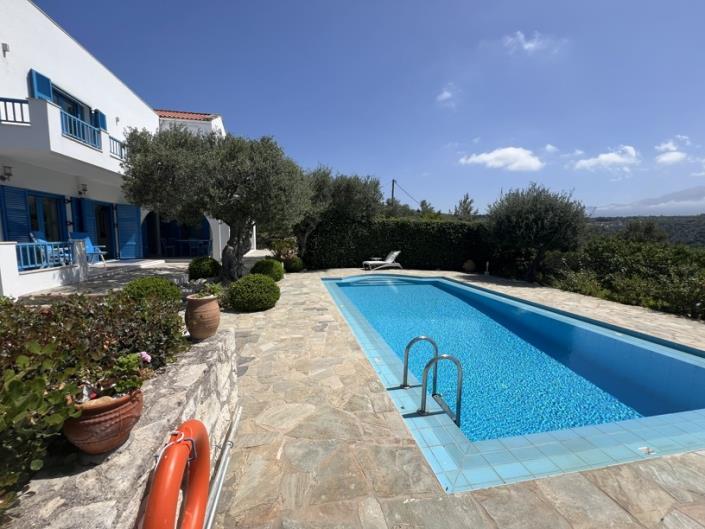 Image No.4-Villa de 4 chambres à vendre à Gavalohori