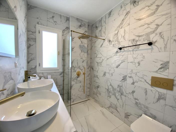 Image No.7-Villa de 4 chambres à vendre à Xirosterni