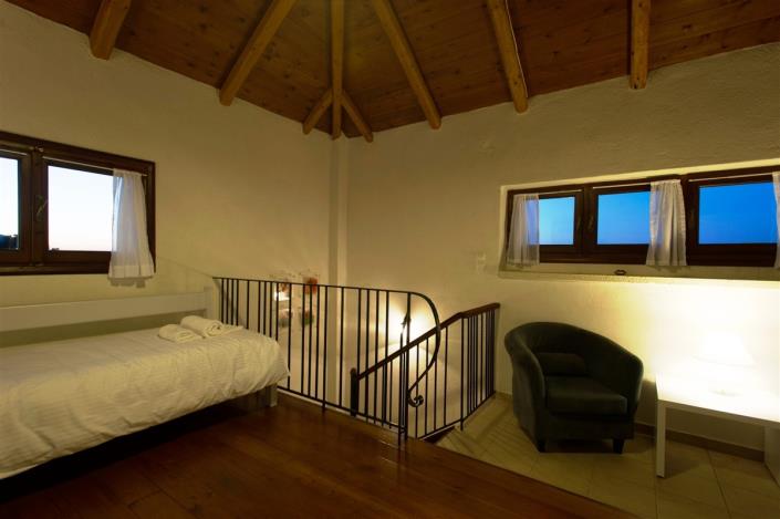 Image No.44-Villa de 4 chambres à vendre à Gavalohori