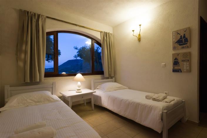 Image No.53-Villa de 4 chambres à vendre à Gavalohori