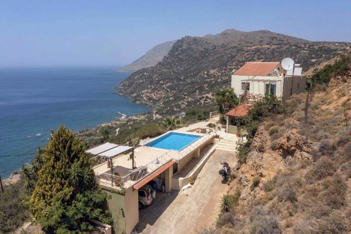 Image No.1-3 Bed Villa for sale