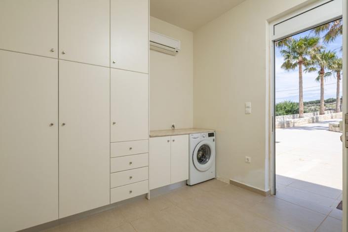 Image No.20-3 Bed Villa for sale