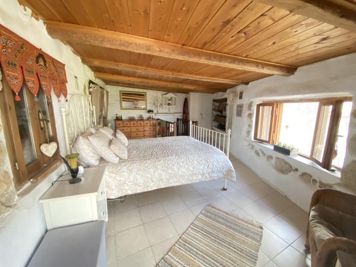 Image No.12-4 Bed Village House for sale