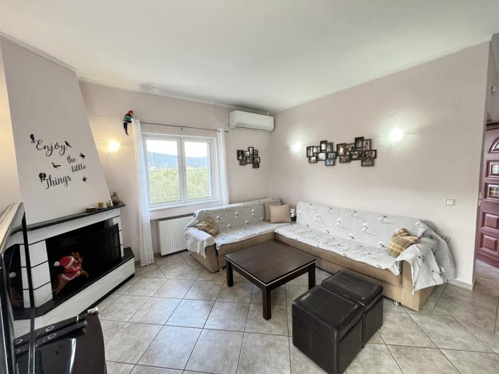 Image No.34-5 Bed House for sale