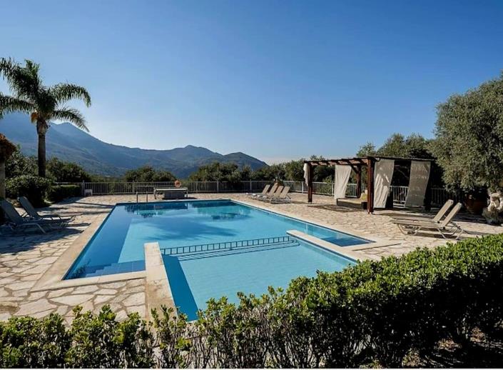 Image No.32-Villa de 5 chambres à vendre à Kournas