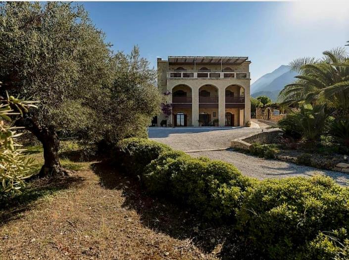 Image No.47-Villa de 5 chambres à vendre à Kournas