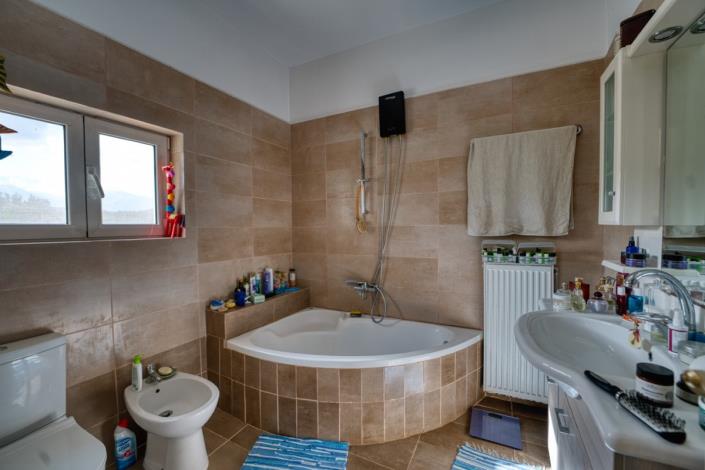 Image No.29-5 Bed Villa for sale