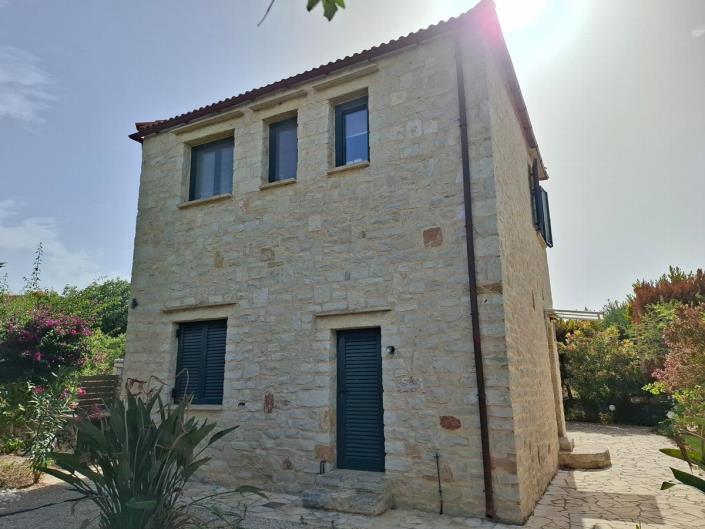 Image No.33-2 Bed House/Villa for sale