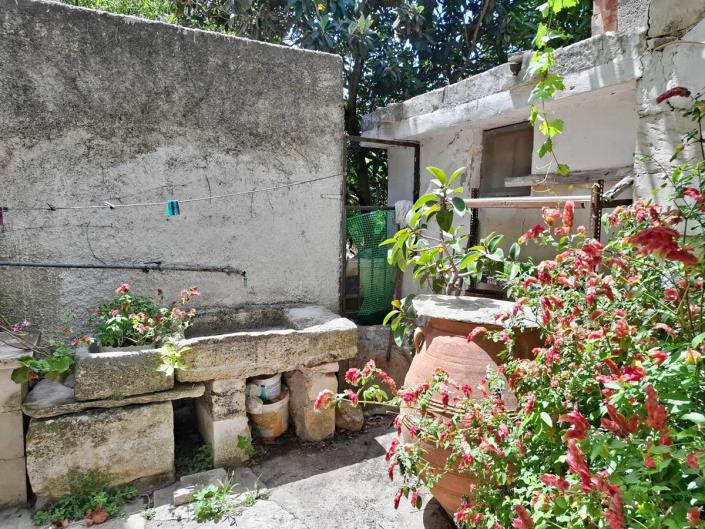 Image No.22-4 Bed House for sale