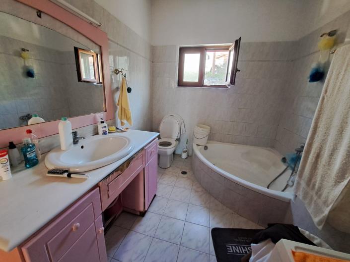 Image No.48-Appartement de 2 chambres à vendre à Plaka