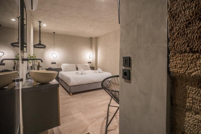 Image No.27-6 Bed Apartment for sale