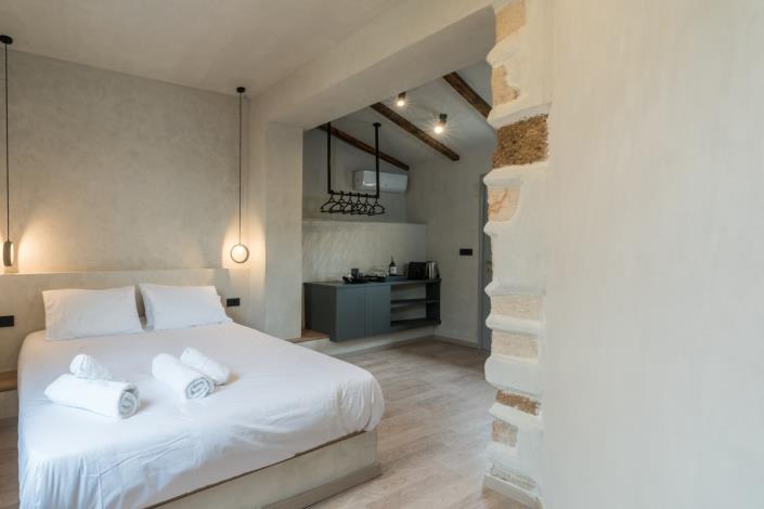 Image No.28-6 Bed Apartment for sale