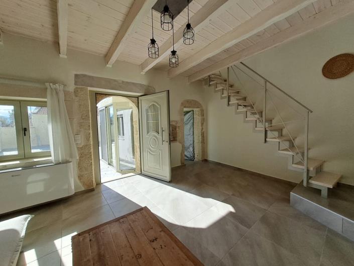 Image No.9-3 Bed House for sale